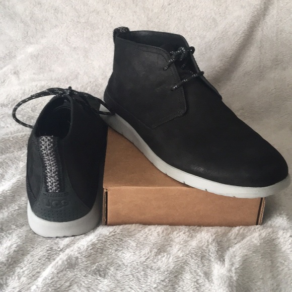 NWOB UGG FREAMON CAPRA